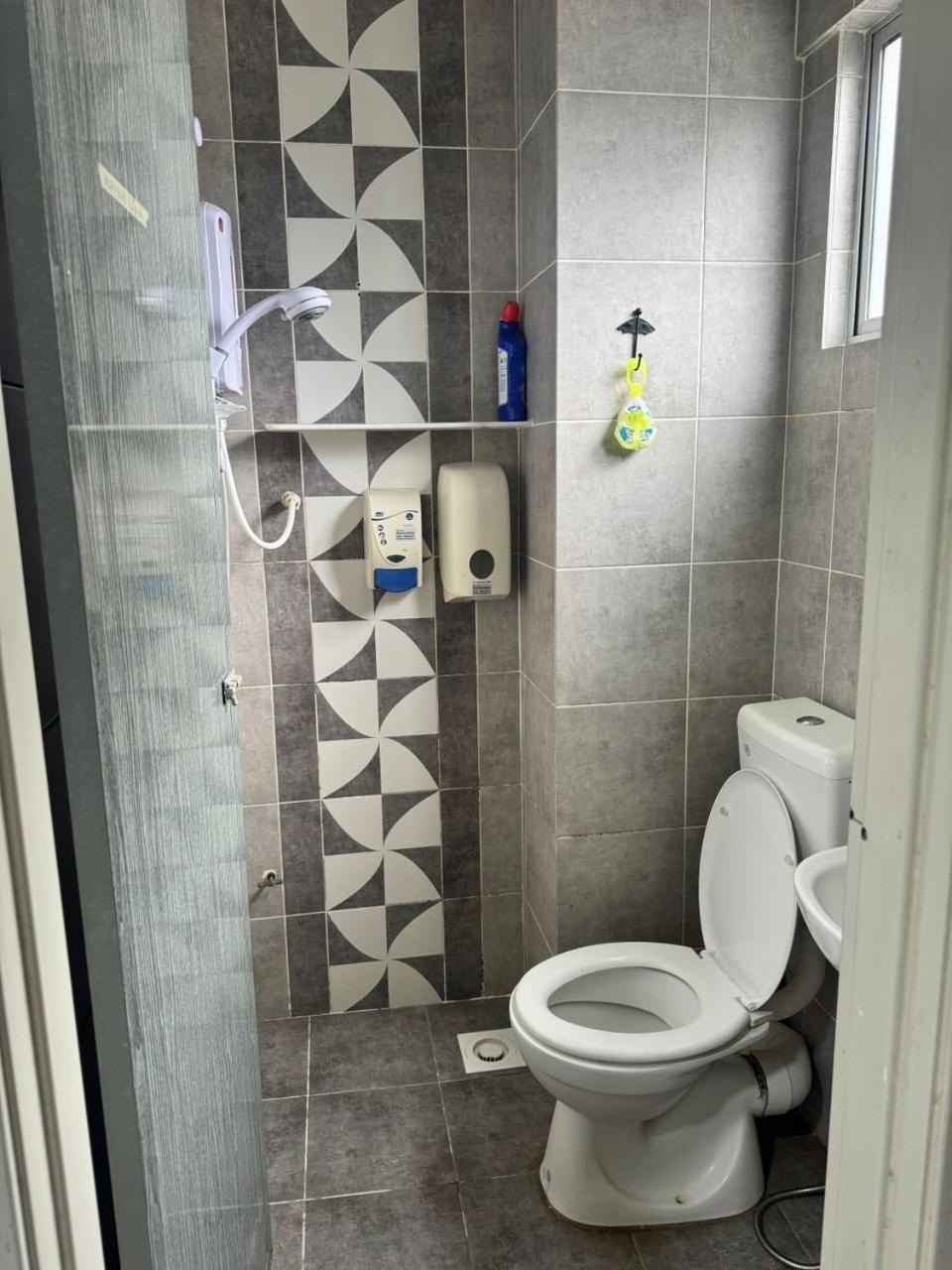 Ayaan Blossom Budget Homestay Free Breakfast Tanah Rata Exteriör bild